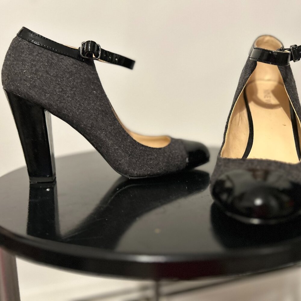 Size 8M Black & Grey 4" Nine West Heels